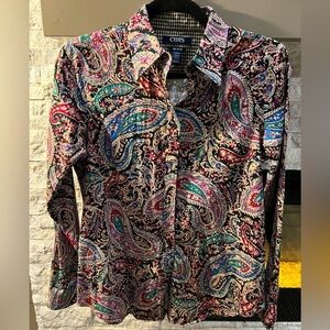 Chaps Women Button Down Non-Iron Shirt, size Small Preowned Good Conditi…